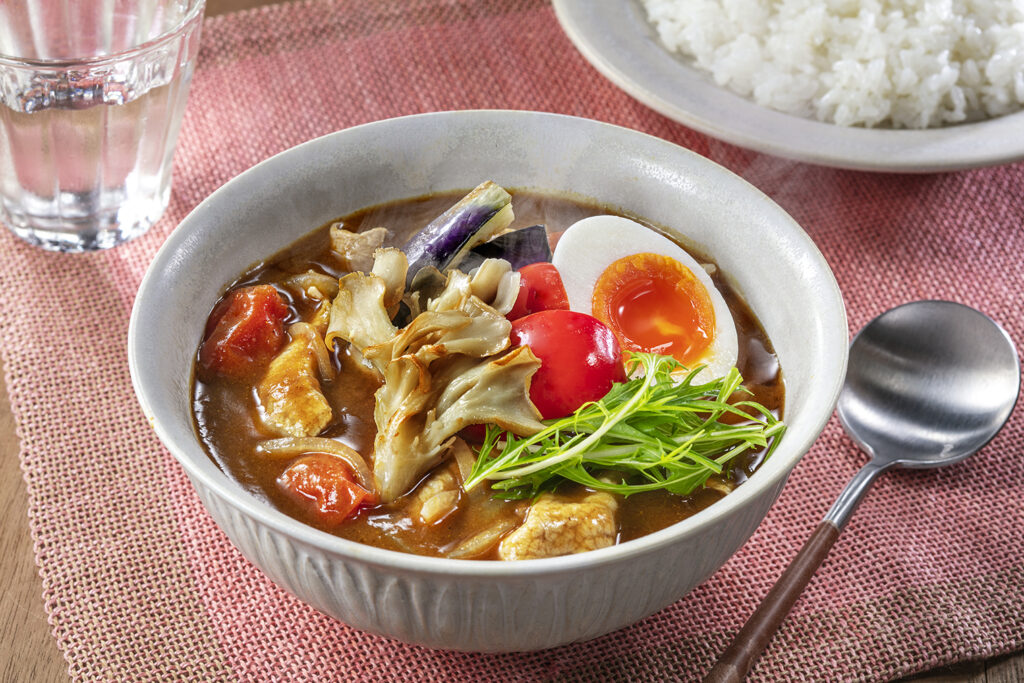 まいたけと夏野菜のスープカレー
