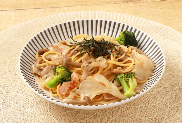 白まいたけの旨辛ペペロンチーノ