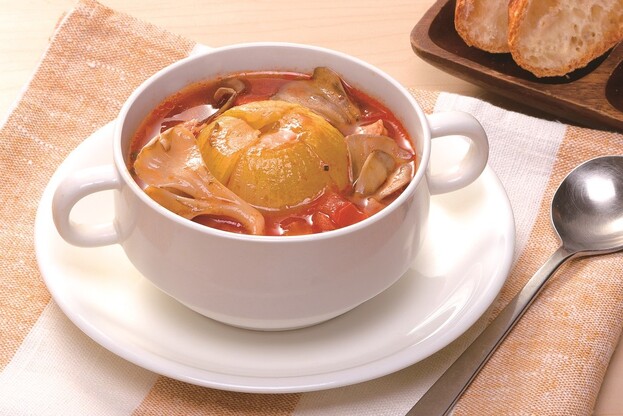 まいたけとごろっと玉ねぎのミネストローネ